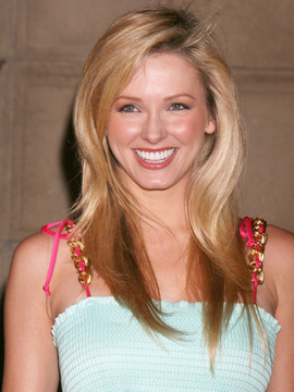 Shandi Finnessey
