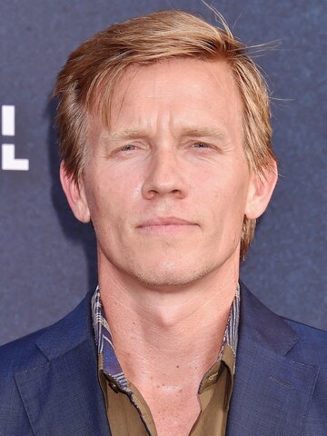 Warren Kole Headshot