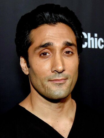 Dominic Rains Headshot