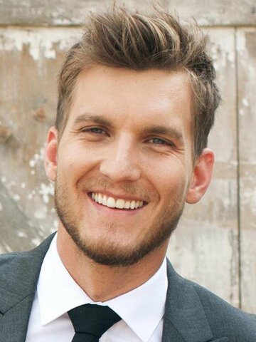 Scott Michael Foster Headshot