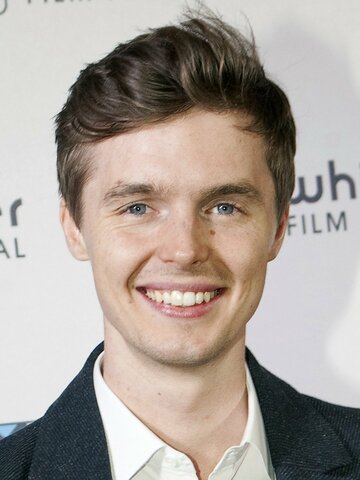 Tyler Johnston Headshot