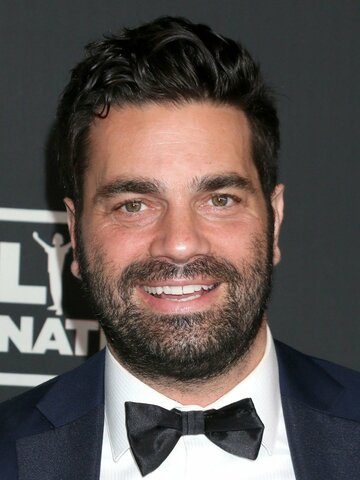 Michael Masini Headshot