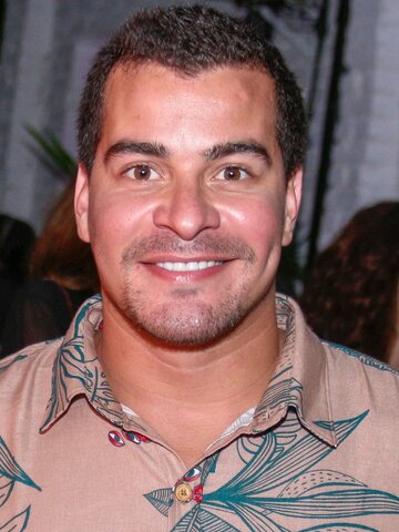 Thiago Martins Headshot