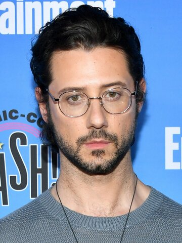 Hale Appleman Headshot