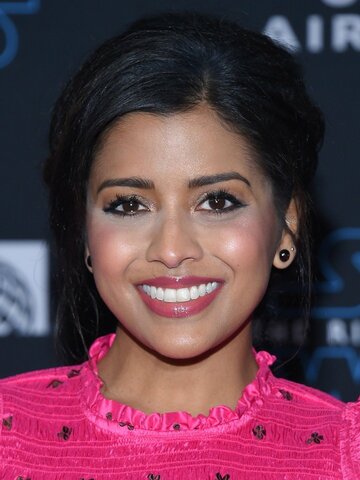 Tiya Sircar Headshot