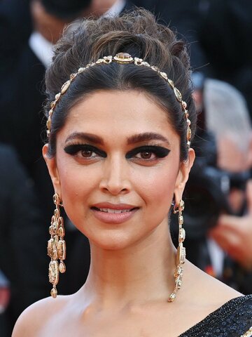 Deepika Padukone Headshot