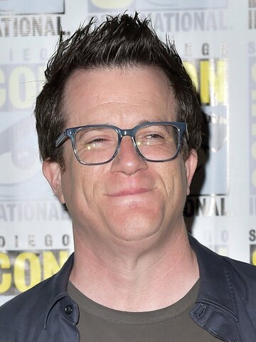 Jeremy Carver Headshot
