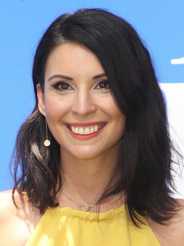 Beth Dover Headshot