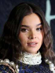 Hailee Steinfeld