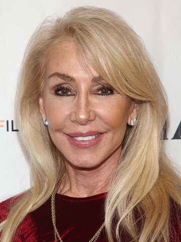Linda Thompson Headshot