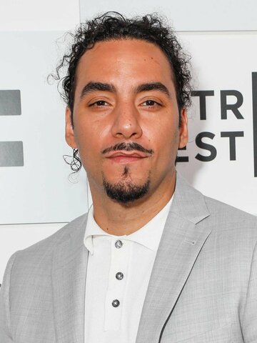 Kareem Savinon Headshot