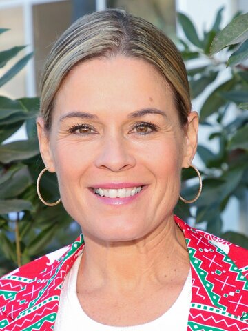 Cat Cora Headshot