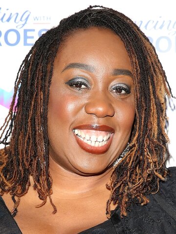 Chizzy Akudolu Headshot
