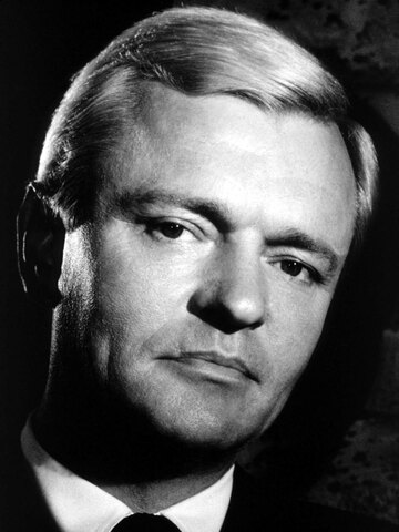 Peter Van Eyck Headshot