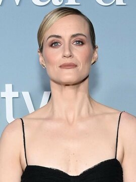 Taylor Schilling