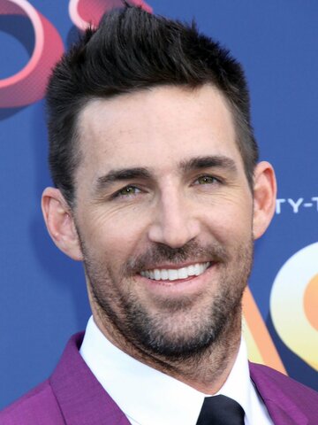 Jake Owen Headshot