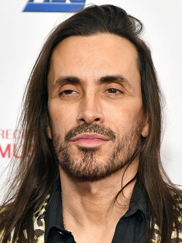 Nuno Bettencourt Headshot