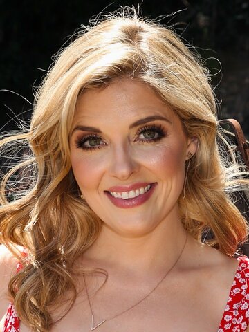 Jen Lilley Headshot
