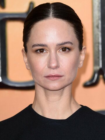 Katherine Waterston Headshot