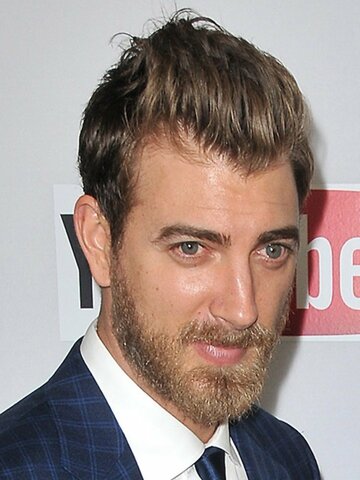Rhett McLaughlin Headshot