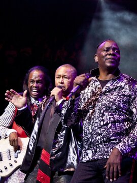 Earth, Wind & Fire