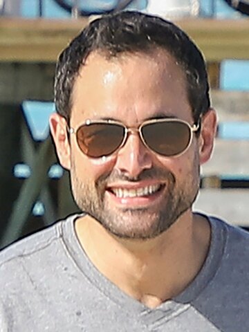 Jason Mesnick Headshot