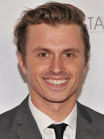 Kenny Wormald Headshot