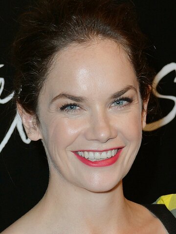 Ruth Wilson Headshot