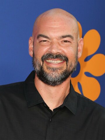 Aaron Goodwin Headshot