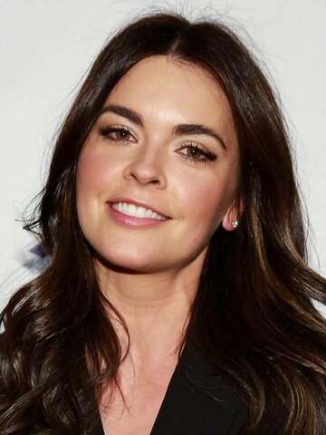 Katie Lee Headshot