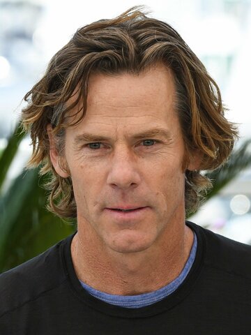 Daniel Moder Headshot