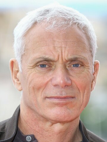 Jeremy Wade Headshot