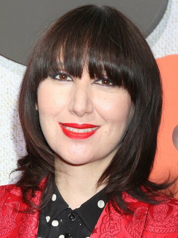 Karen O Headshot