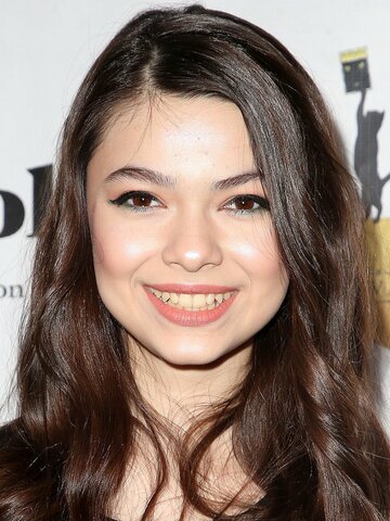 Nikki Hahn Headshot