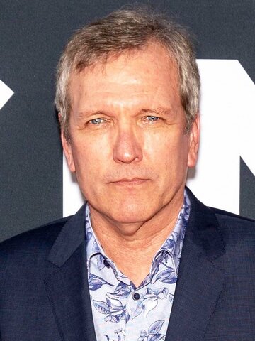 Martin Donovan Headshot