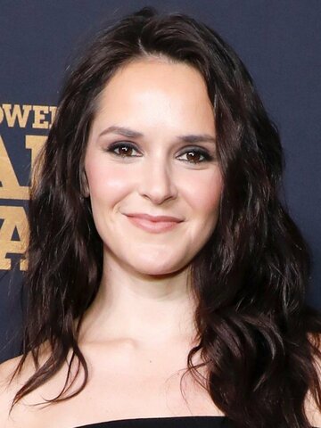 Shanley Caswell Headshot