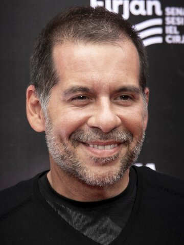 Leandro Hassum Headshot