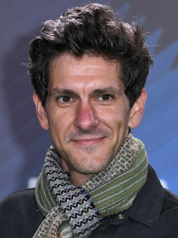 Mathew Baynton Headshot