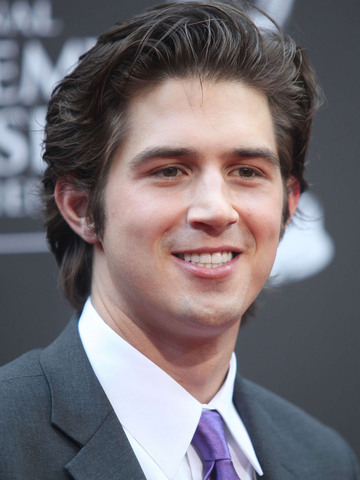 Evan Alex Cole Headshot