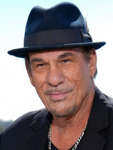 Robert Davi Headshot