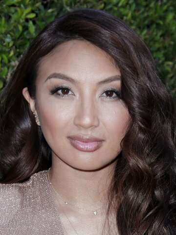 Jeannie Mai Headshot