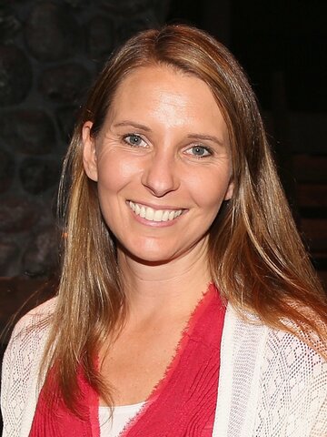 Wendi Turnbaugh Headshot