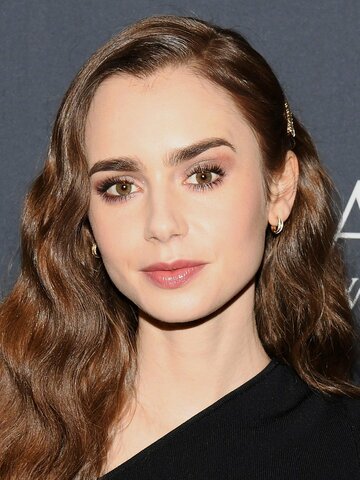 Lily Collins Headshot