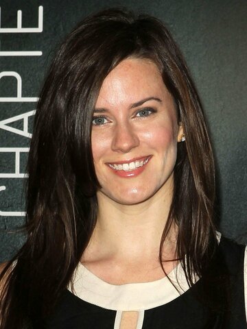 Katie Featherston Headshot