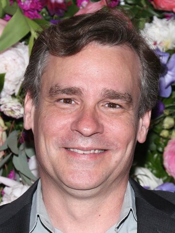 Robert Sean Leonard Headshot