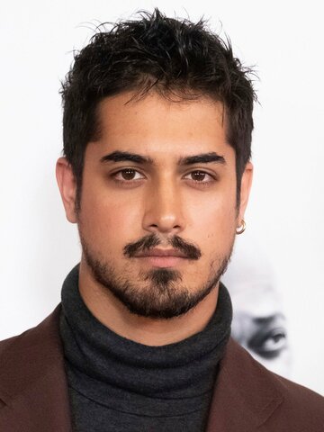 Avan Jogia Headshot