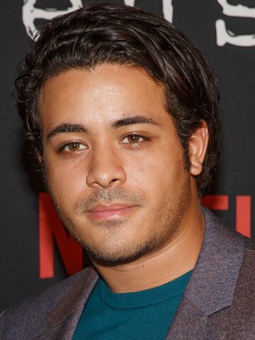 Christian Navarro Headshot