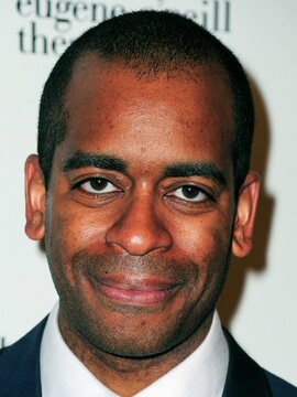 Daniel Breaker Headshot