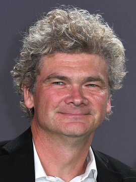 Simon Farnaby Headshot