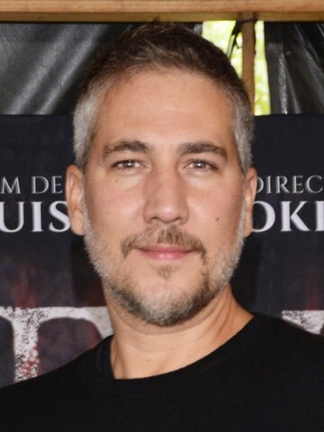 Alberto Ammann Headshot